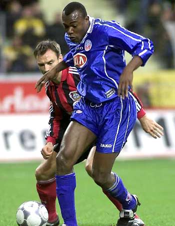 力求在这项 力求在这项